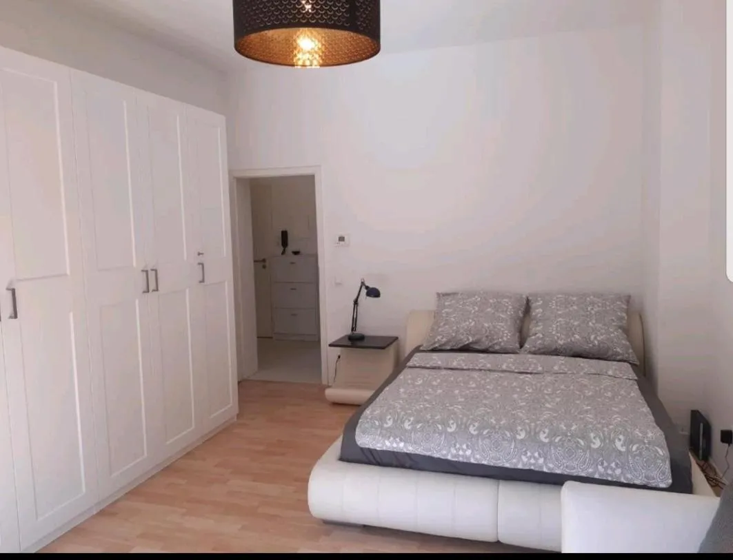 Image 2 of Perfect apartment to visit the fair or city