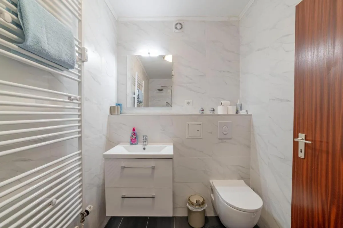 Image 2 of Schöne, möblierte Wohnung mit Balkon und Tiefgarage