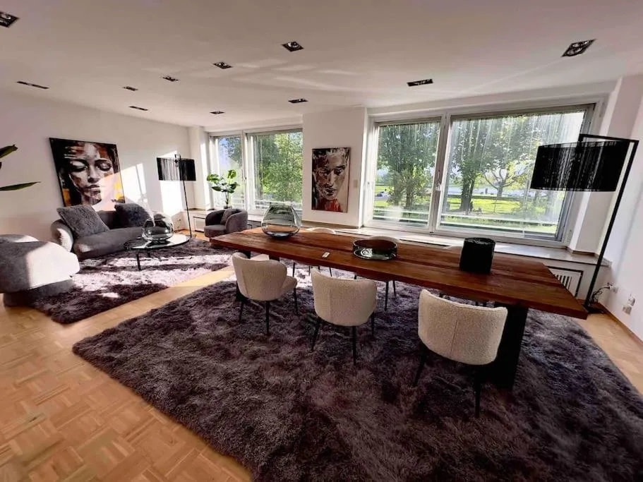 Image of Schönster Rheinblick Messe Parken Luxus 10 Person