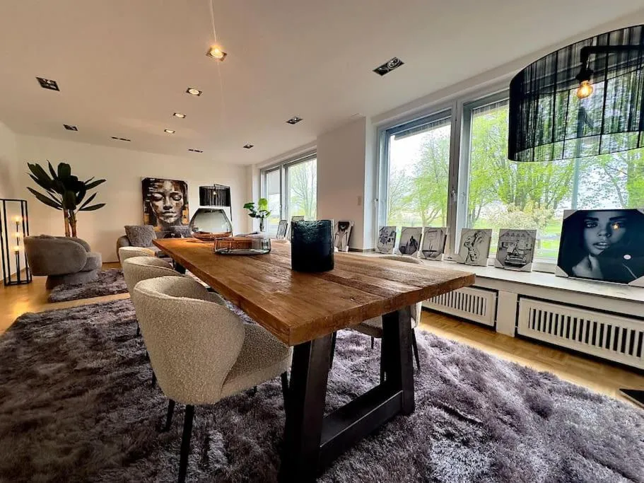 Image 4 of Schönster Rheinblick Messe Parken Luxus 10 Person