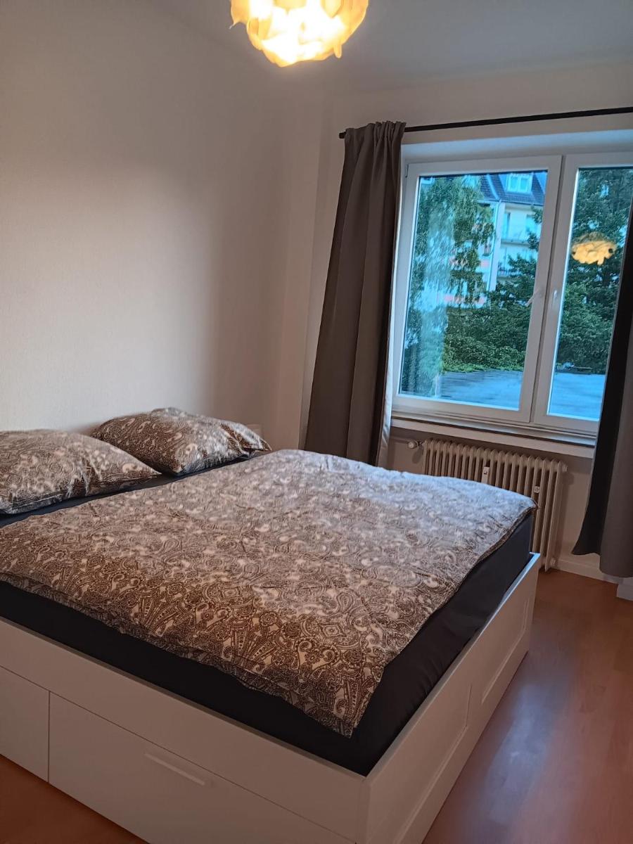 Image 3 of Spacious 70sqm apt in popular location