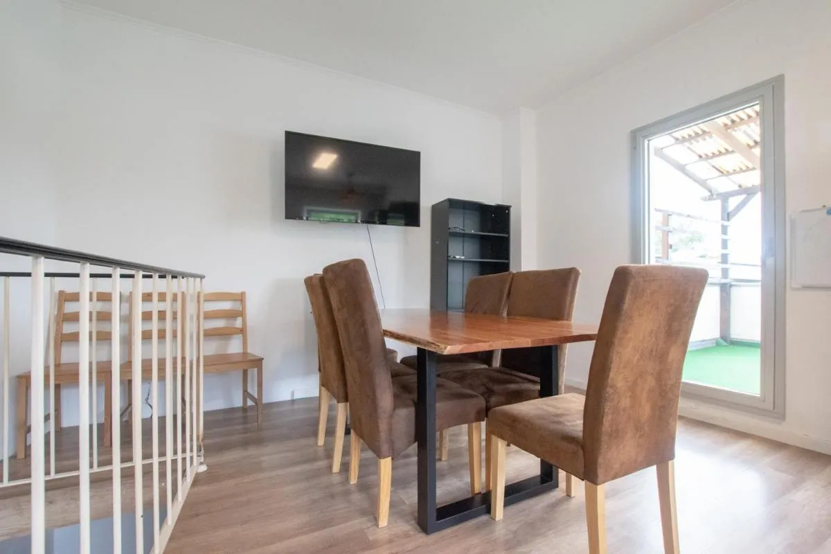 Image 4 of Spacious House