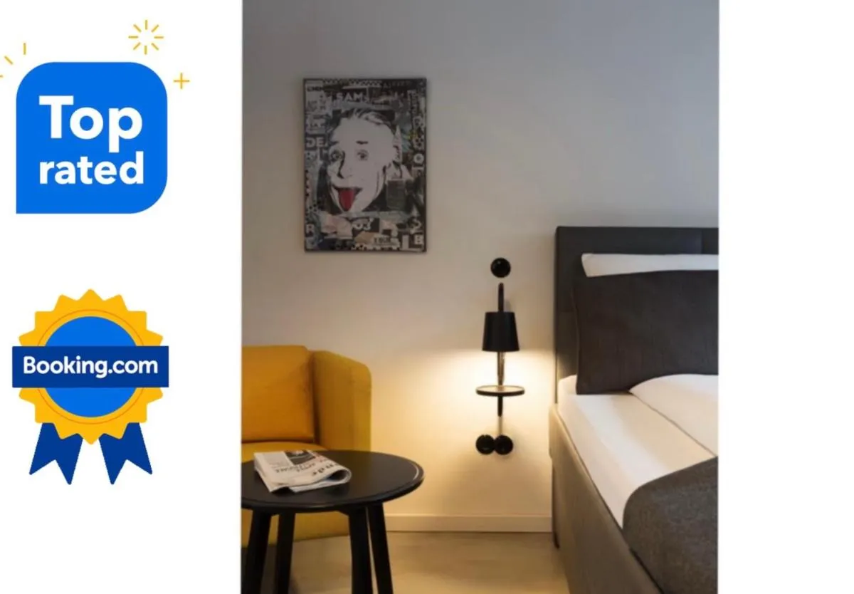 Image 1 of Square Rooms 8