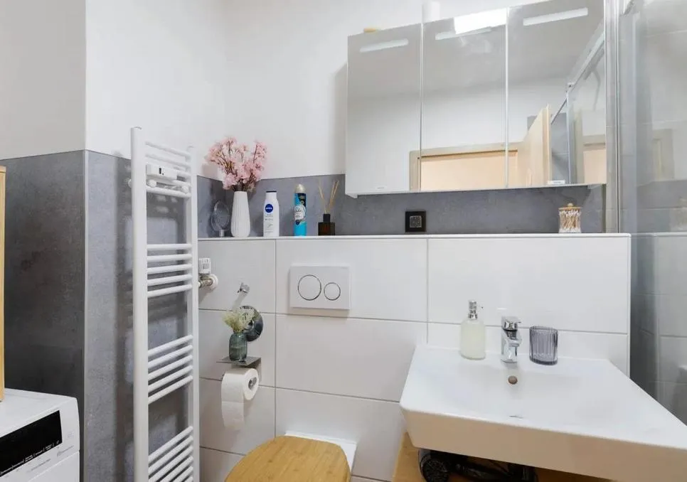 Image 2 of Stilvolle Privatzimmer im Wohnung – Top Ausstattung