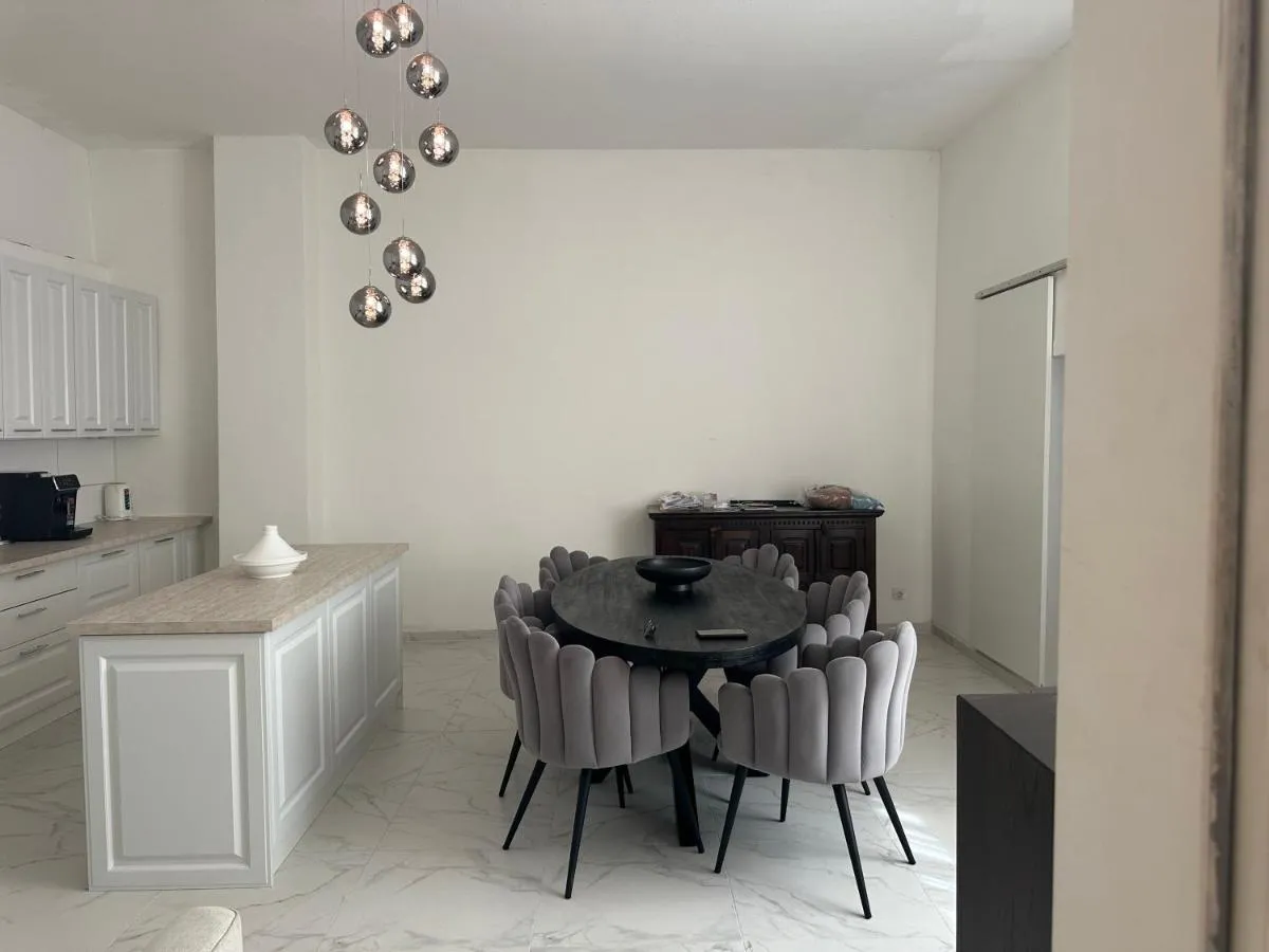 Image 4 of Stilvolle Wohnung Zentrum