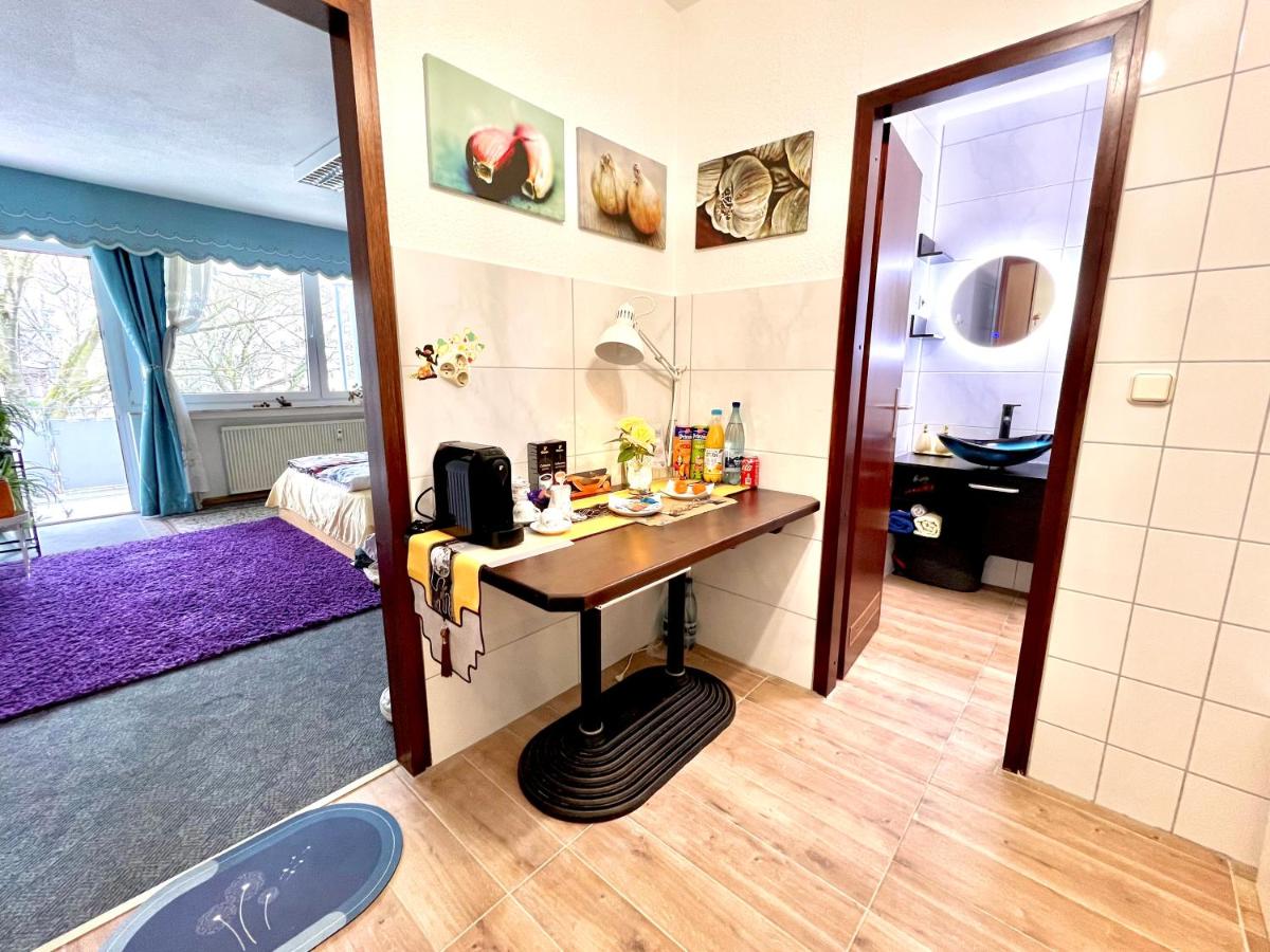 Image 2 of Stylish, Cozy & Quiet Apartment with one and half rooms in District 1