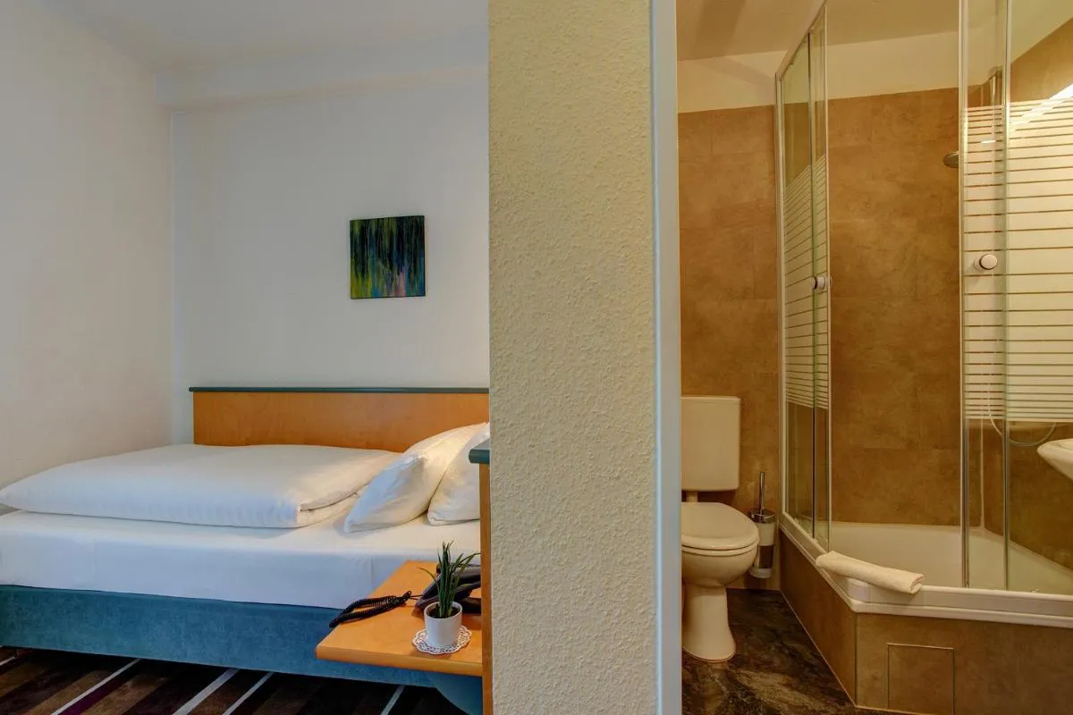 Image 2 of Sure Hotel by Best Western Ambassador Duesseldorf