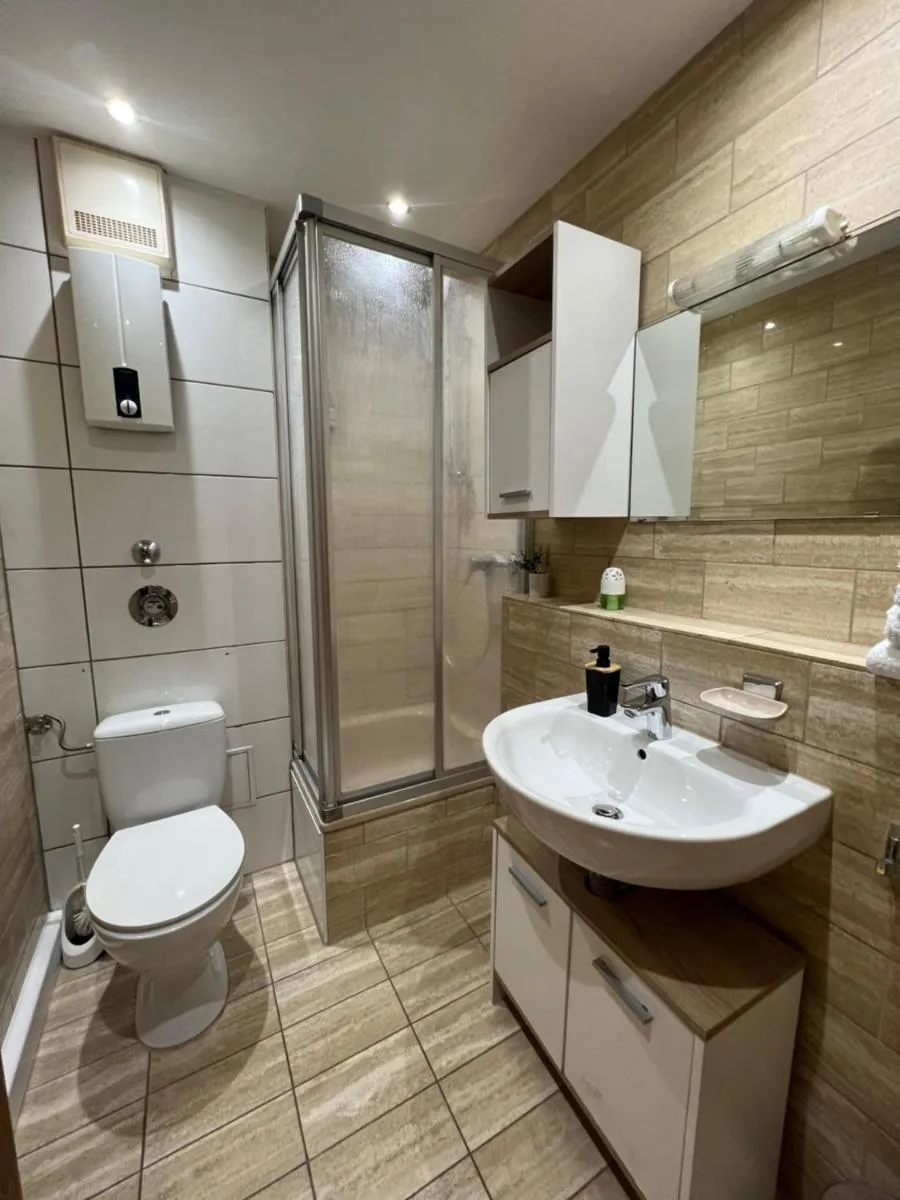 Image 6 of TMJ Apartment 3