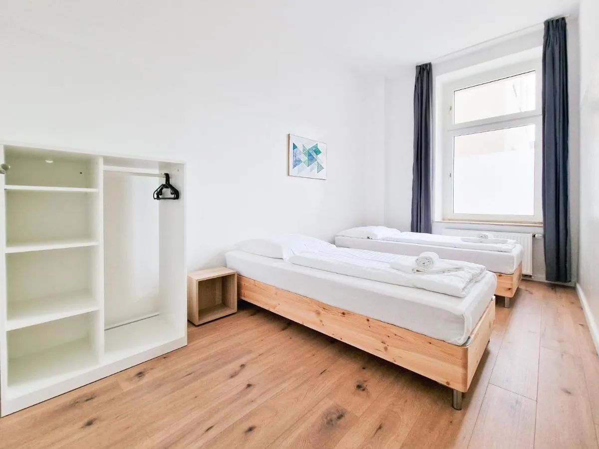 Image 5 of Tolstov Apartments – 1 or 4 Room Apartments – 15 Min to Messe DUS – 10 Min Old Town DUS