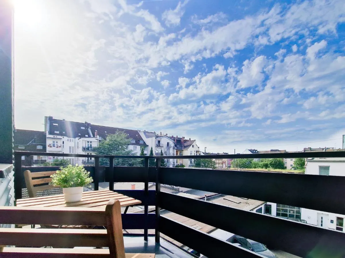 Image 5 of Tolstov Apartments – 2 or 3 Room Apartments – 15 Min zur Messe DUS & 10 Min Old Town DUS