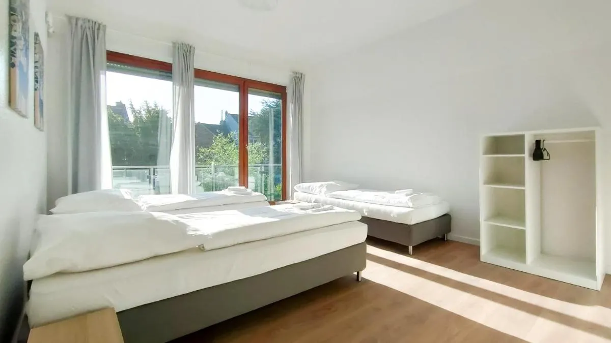 Image 1 of Tolstov Apartments – City Apartments with 2 , 3 and 6 Rooms – 15 Min to Messe DUS and Old Town DUS