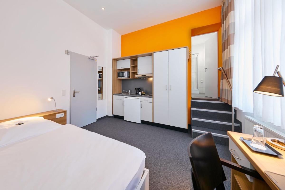 Image 6 of Townhouse Düsseldorf