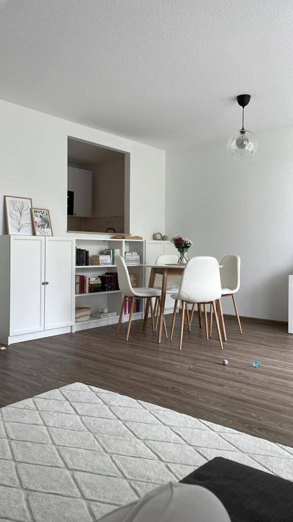 Image 6 of Zentrale, 55m2, helle 2 Zimmer Whg nähe Messe