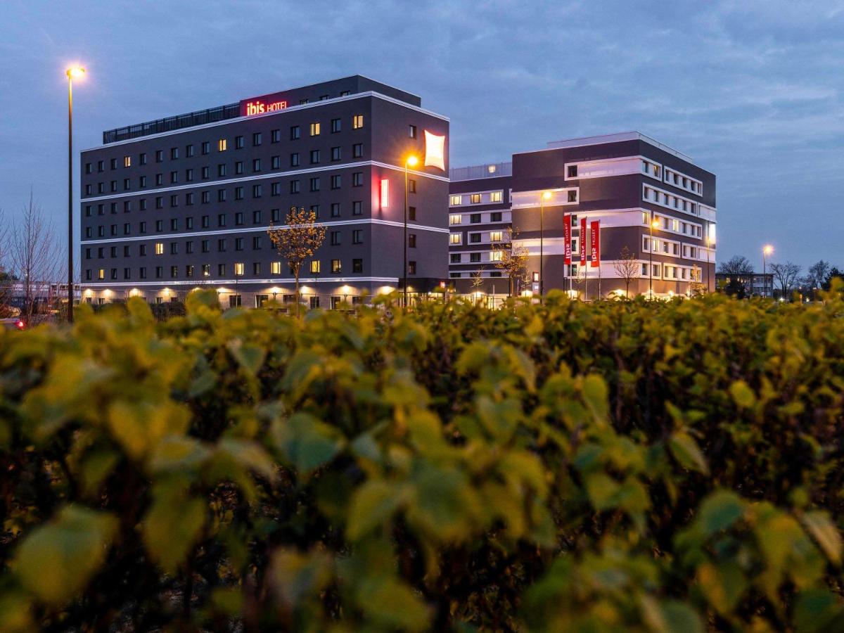 Image 1 of ibis Duesseldorf Airport
