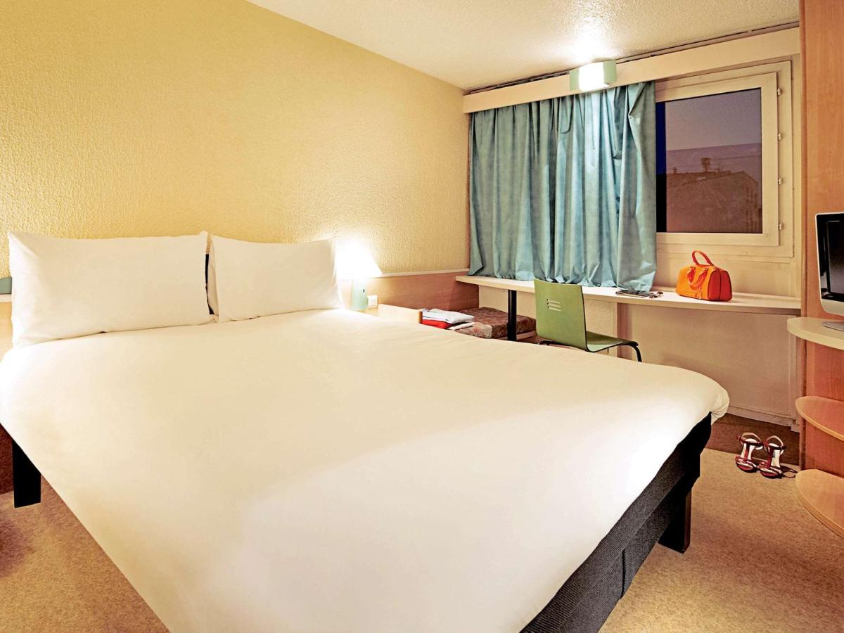 Image 6 of ibis Hotel Düsseldorf Hauptbahnhof