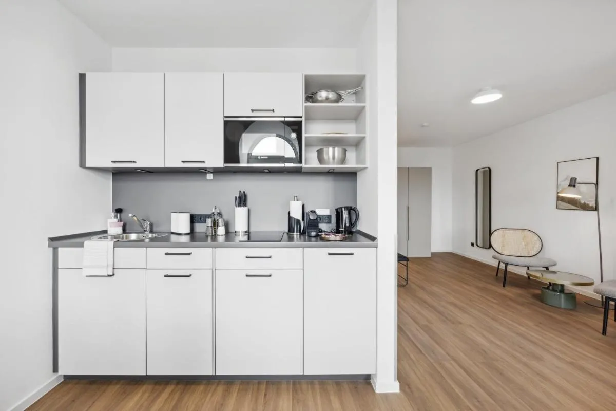 Image 3 of limehome Düsseldorf Bahlenstr.