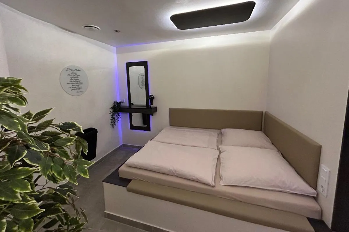 Image 1 of me and SPA